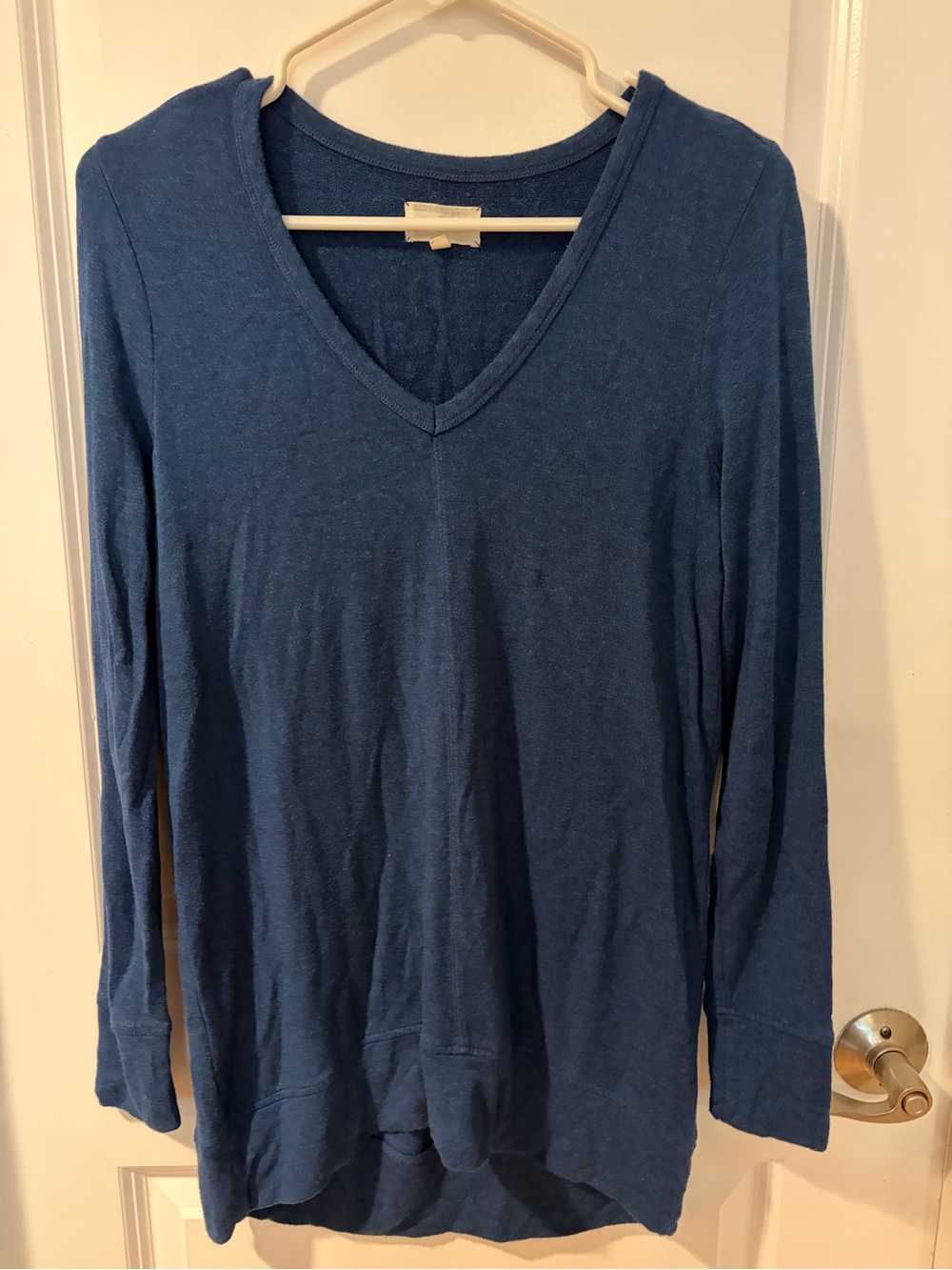 Women’s Lou & Grey Ocean Blue V-Neck Long Sleeve Top, Size S